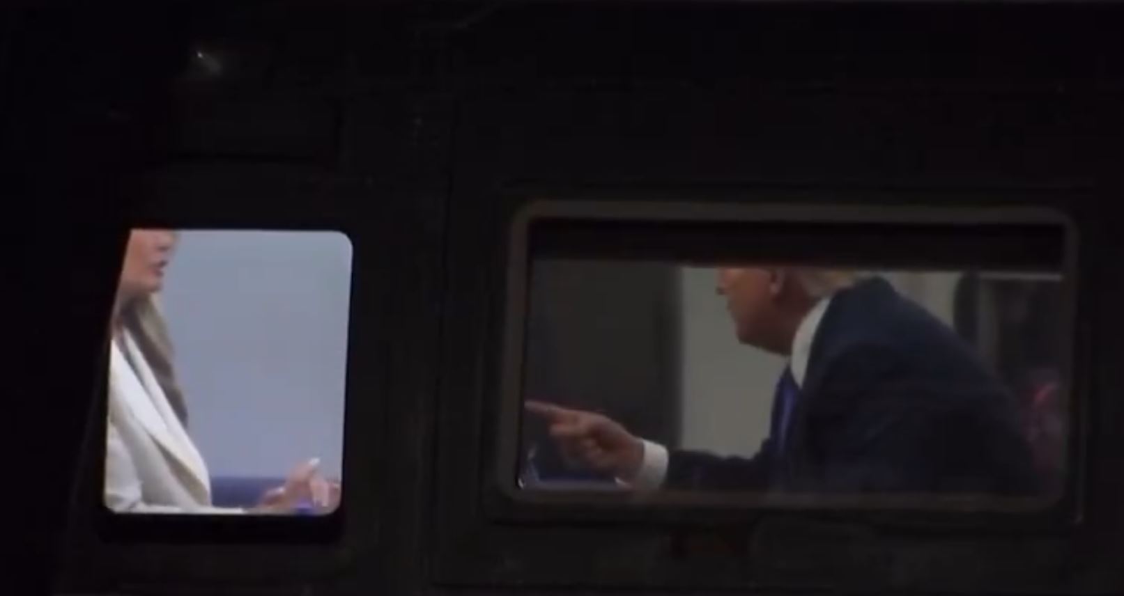 Βίντεο: Ο Τραμπ «κούνησε το δάχτυλο» στη Μελάνια – Ο έντονος διάλογος μέσα στο προεδρικό ελικόπτερο