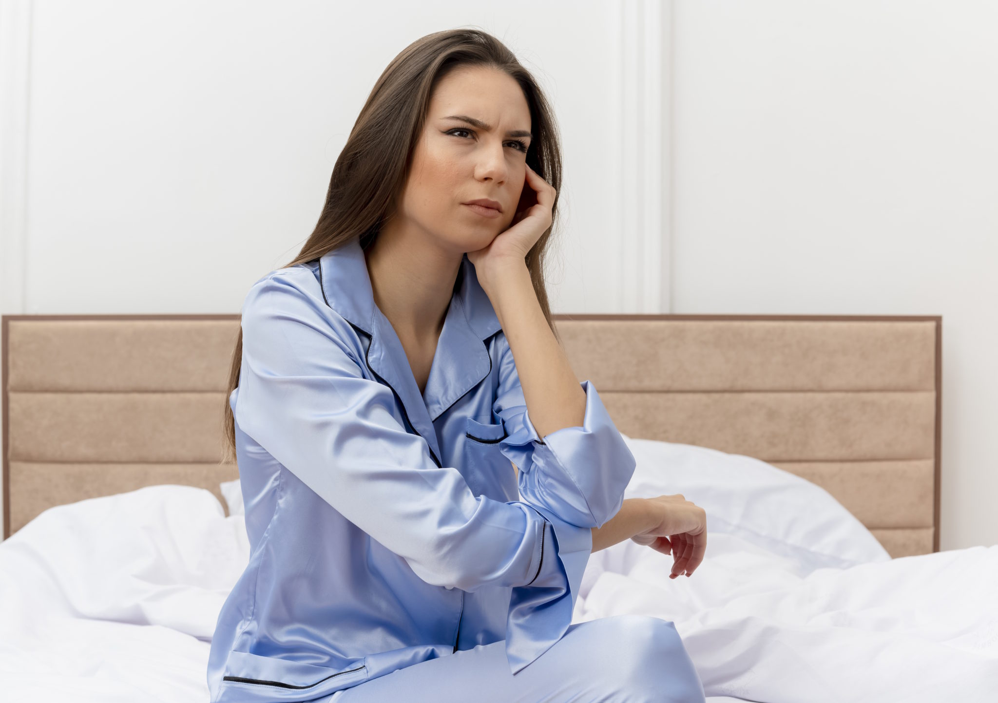 Ύπνος: Φαρμακοποιός αποκαλύπτει 4 λόγους που γυναίκες δυσκολεύονται να κοιμηθούν - Συμβουλές για βέλτιστη ξεκούραση