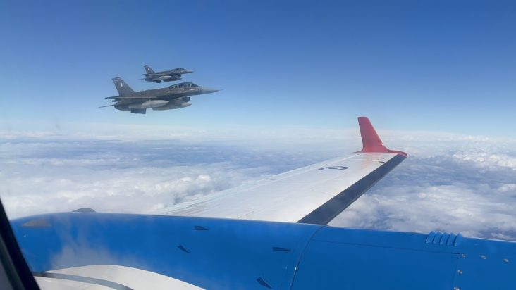 Ήχησαν οι σειρήνες σε όλη την χώρα – Στον αέρα 80 μαχητικά της Πολεμικής Αεροπορίας