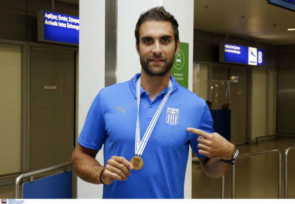 Στέφανος Ντούσκος