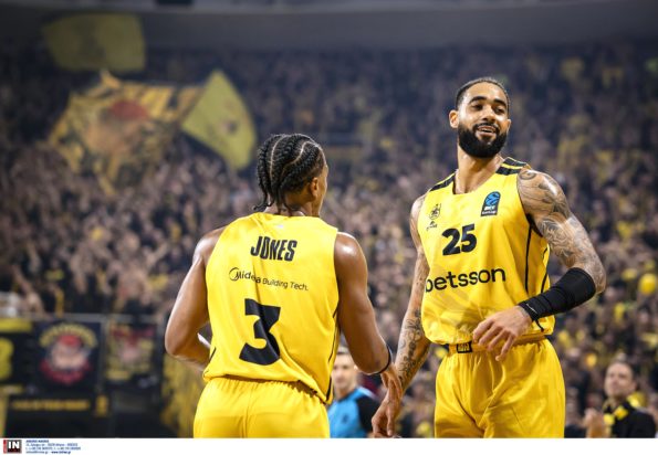 Άρης – Χάμπουργκ Τάουερς