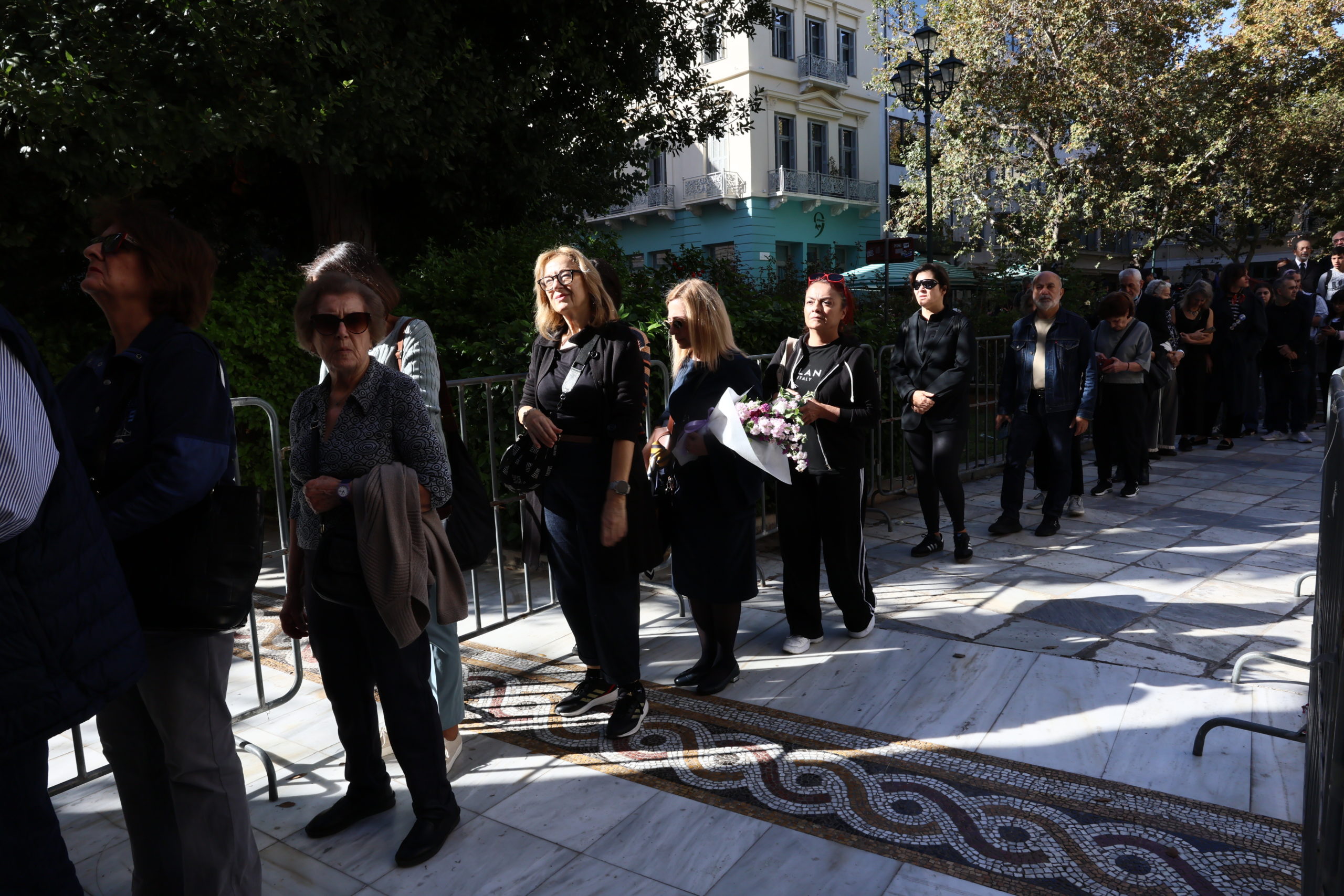 σορός, κηδεία, Διονύσης Σαββόπουλος