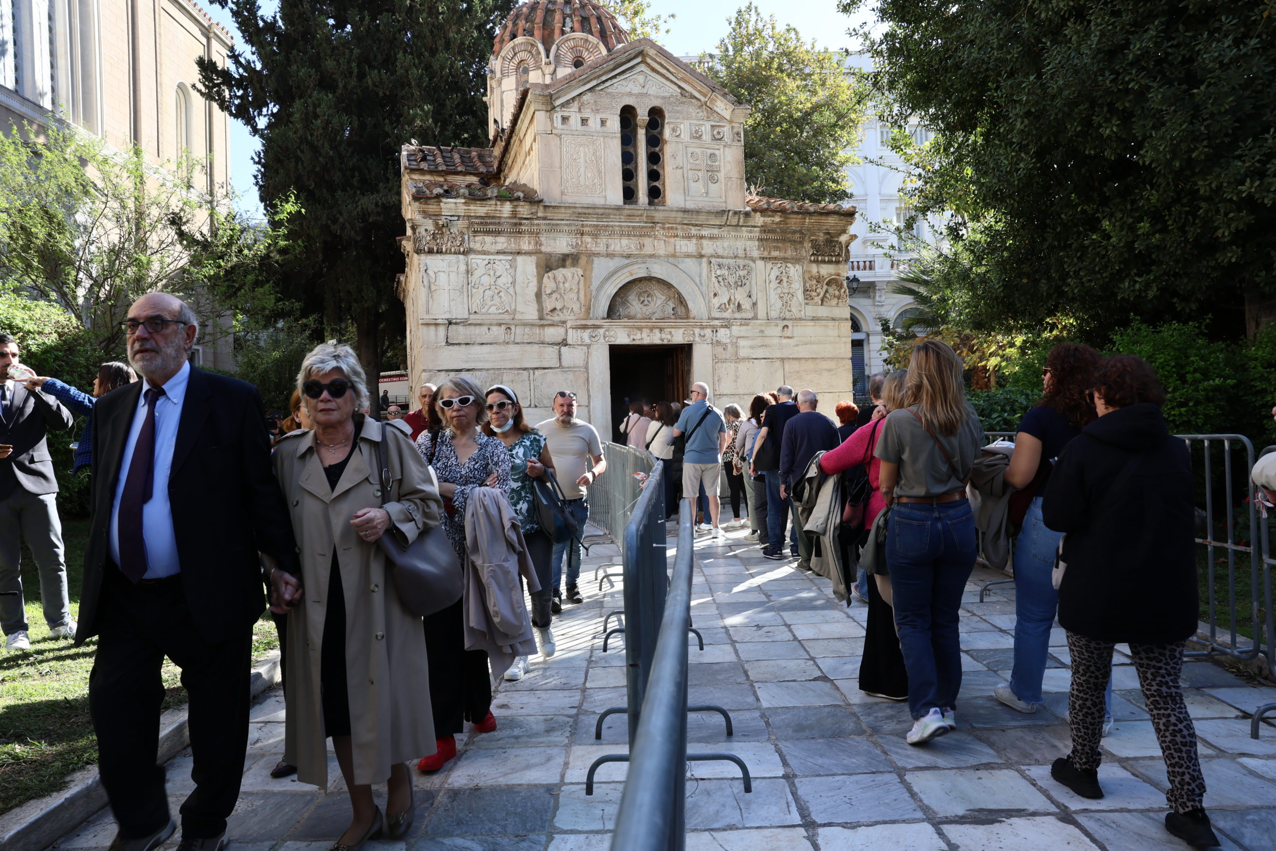 σορός, κηδεία, Διονύσης Σαββόπουλος