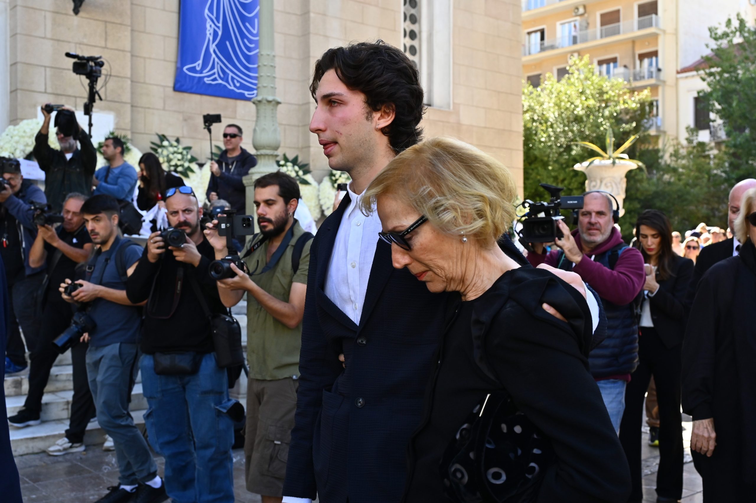 σορός, κηδεία, Διονύσης Σαββόπουλος