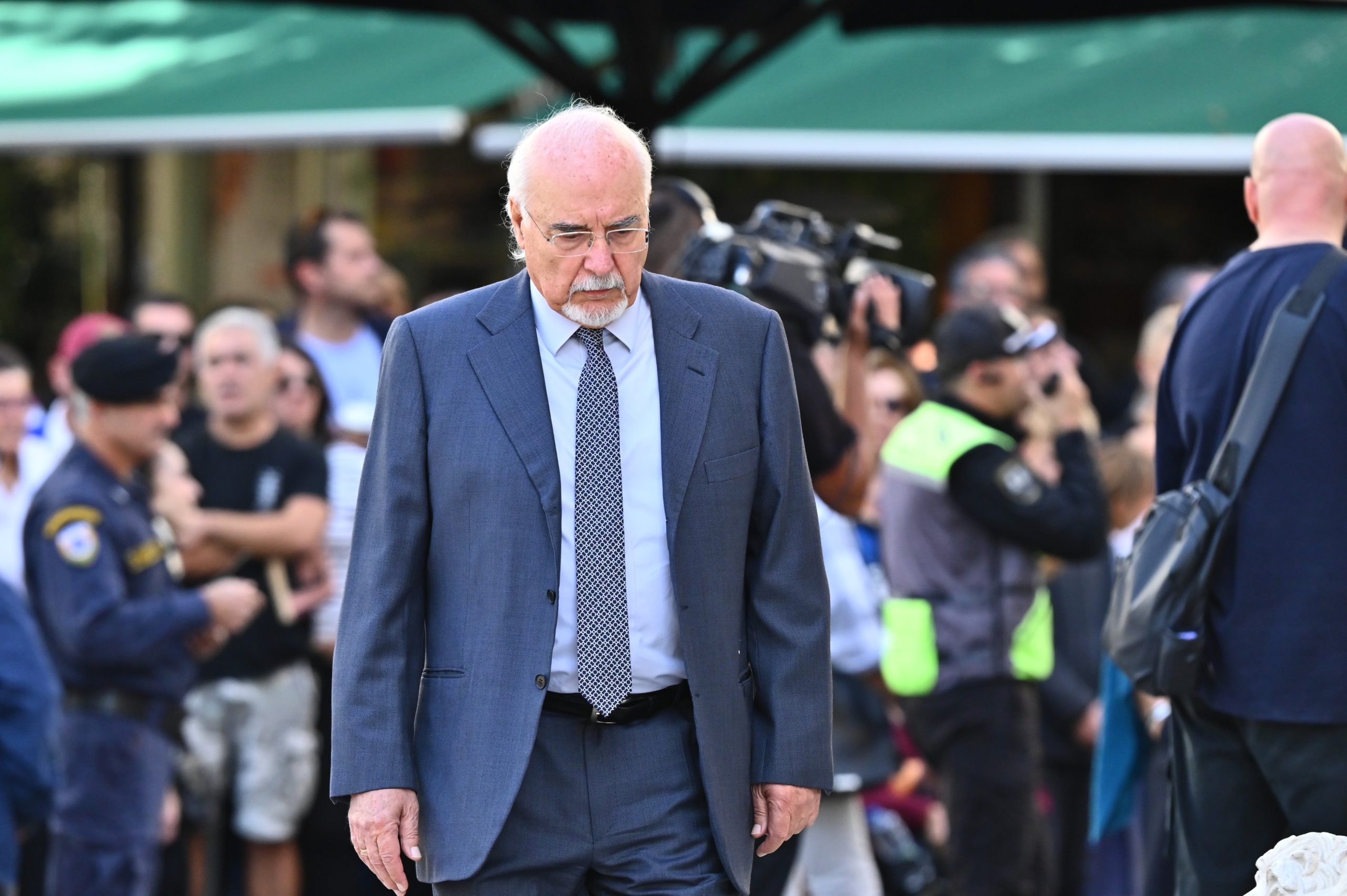 σορός, κηδεία, Διονύσης Σαββόπουλος