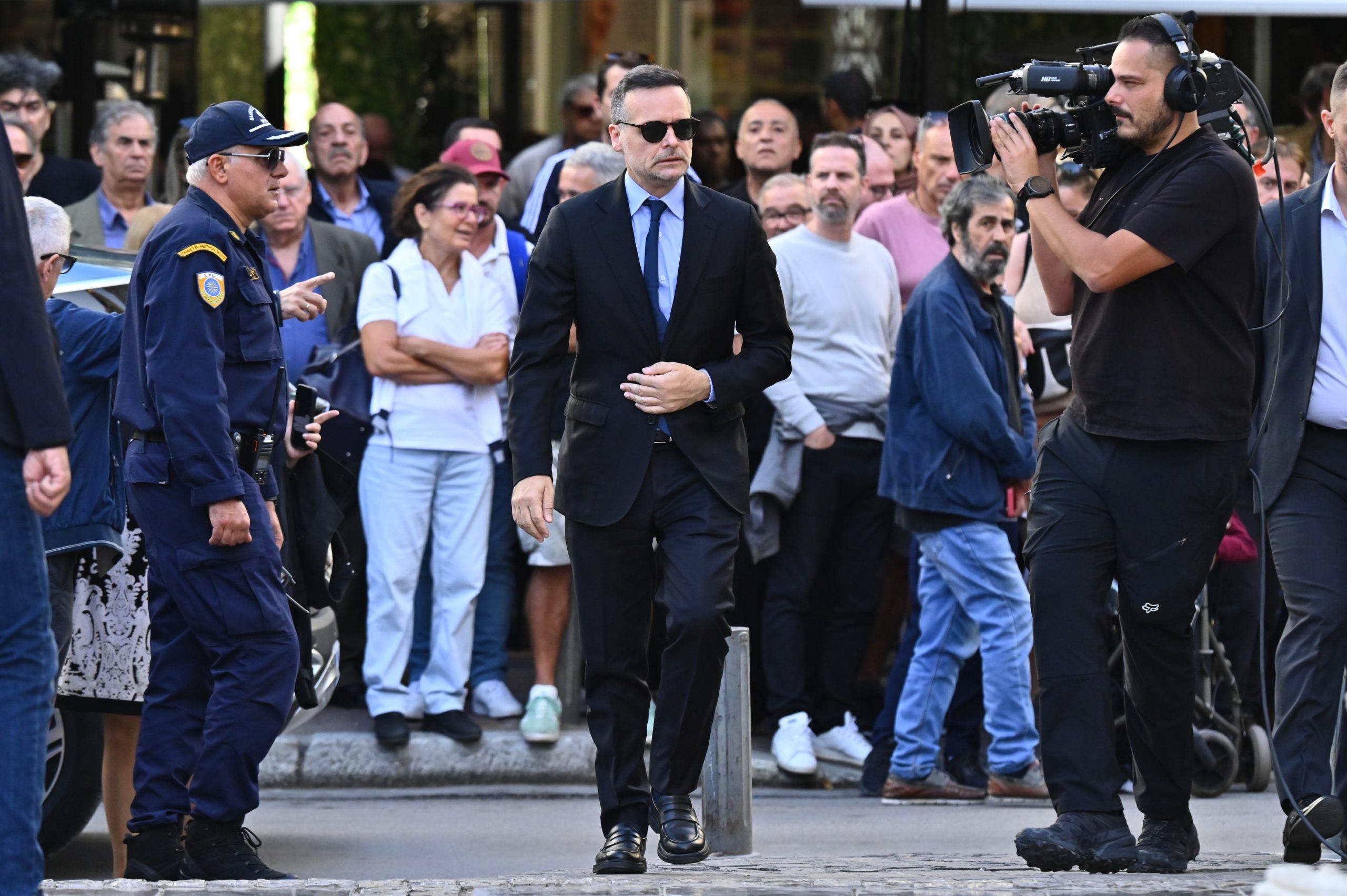 σορός, κηδεία, Διονύσης Σαββόπουλος