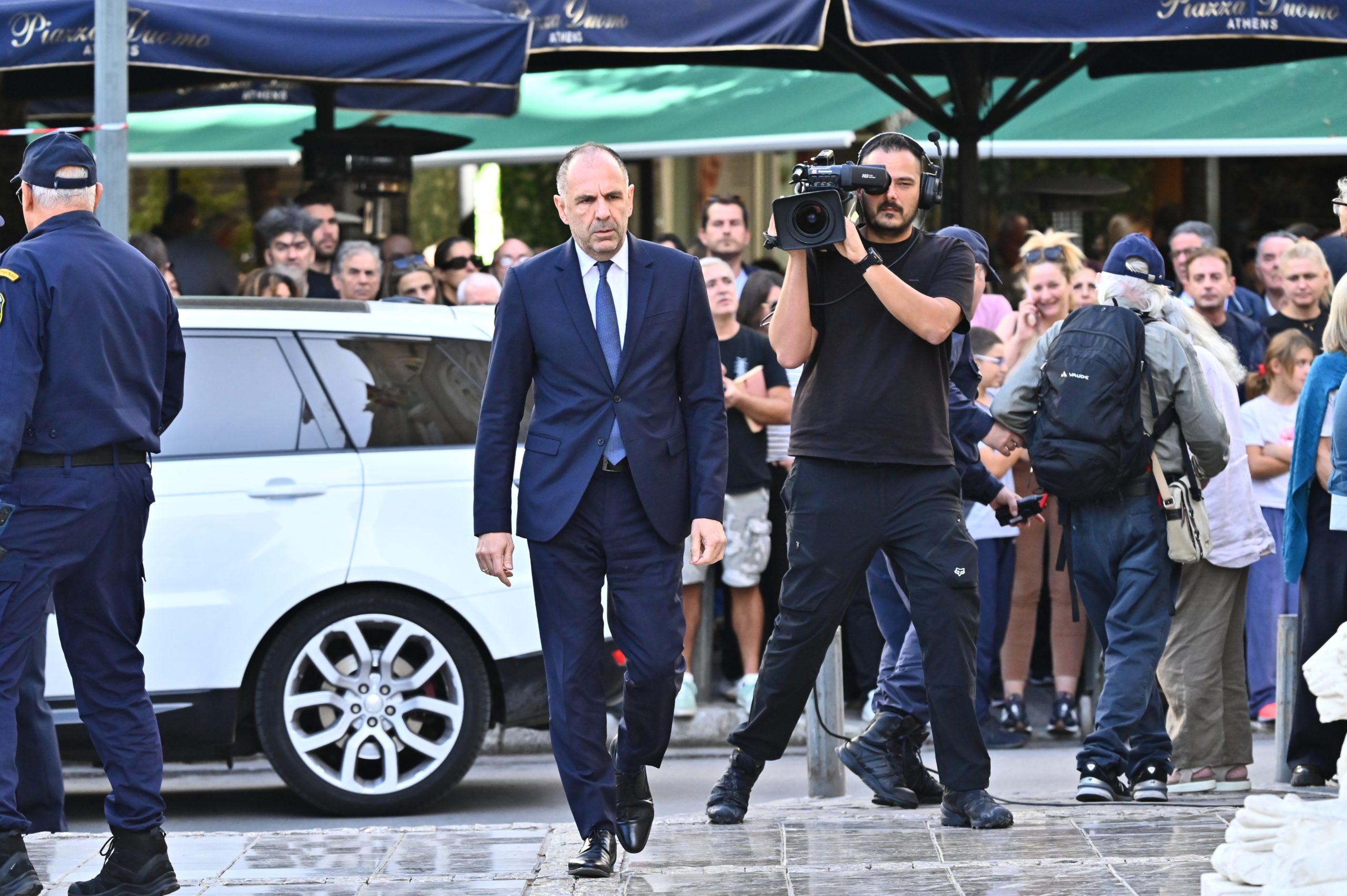 σορός, κηδεία, Διονύσης Σαββόπουλος