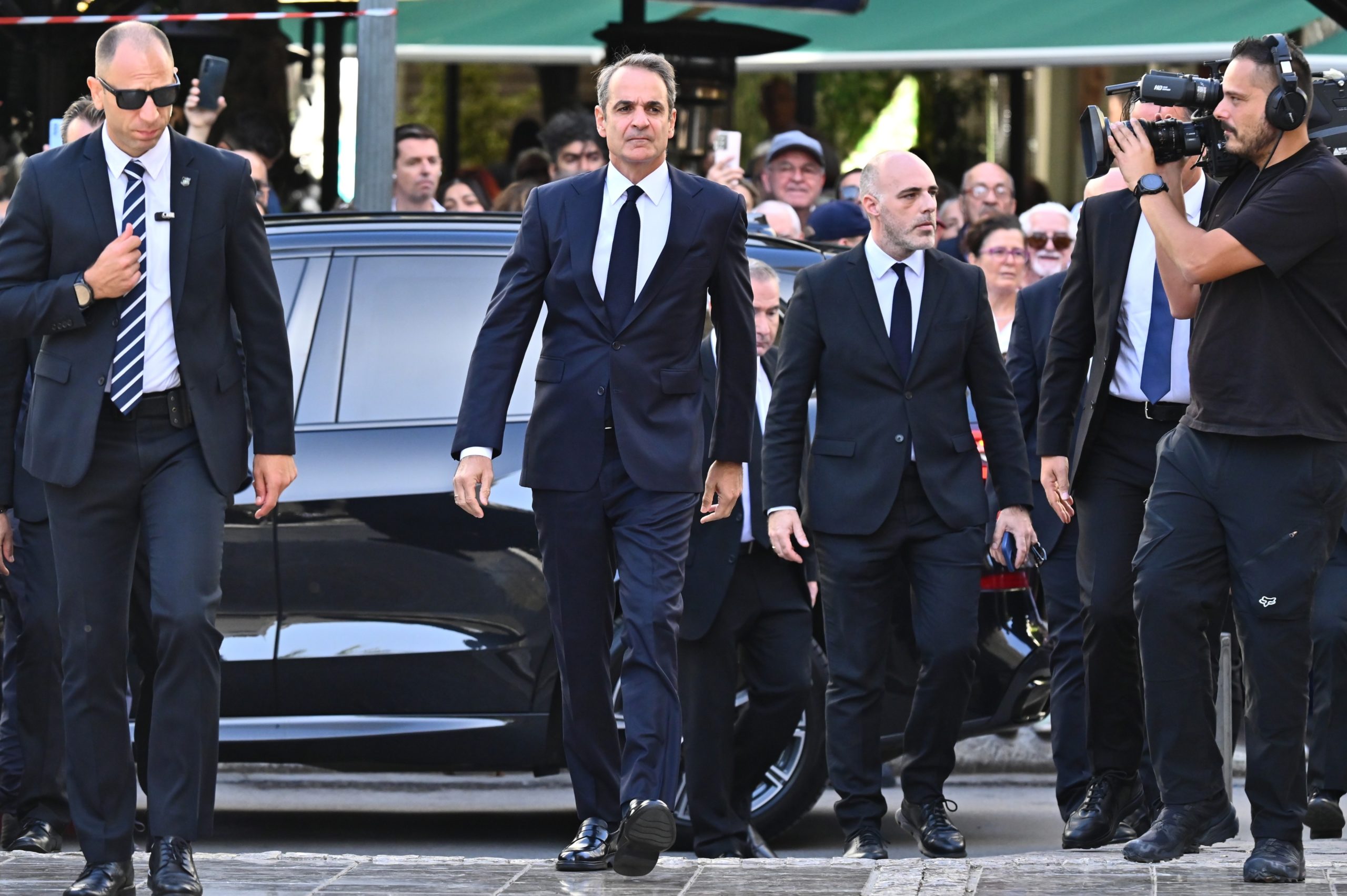 σορός, κηδεία, Διονύσης Σαββόπουλος