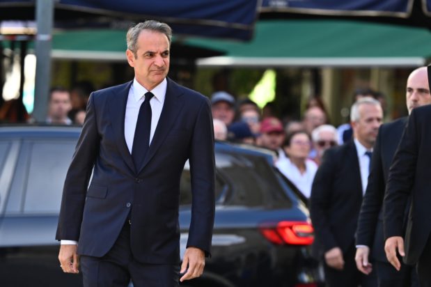 σορός, κηδεία, Διονύσης Σαββόπουλος