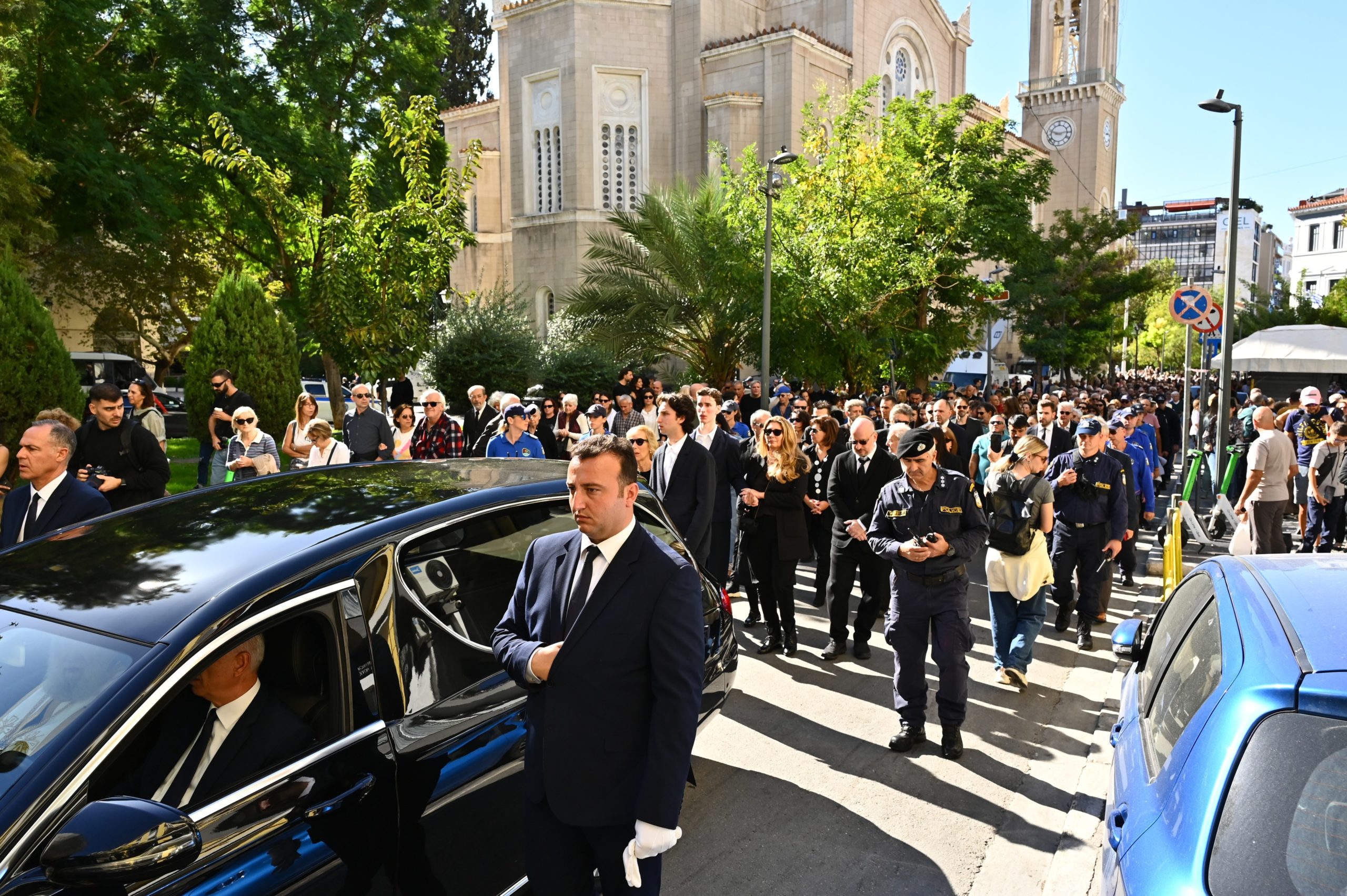σορός, πομπή, Διονύσης Σαββόπουλος, κηδεία