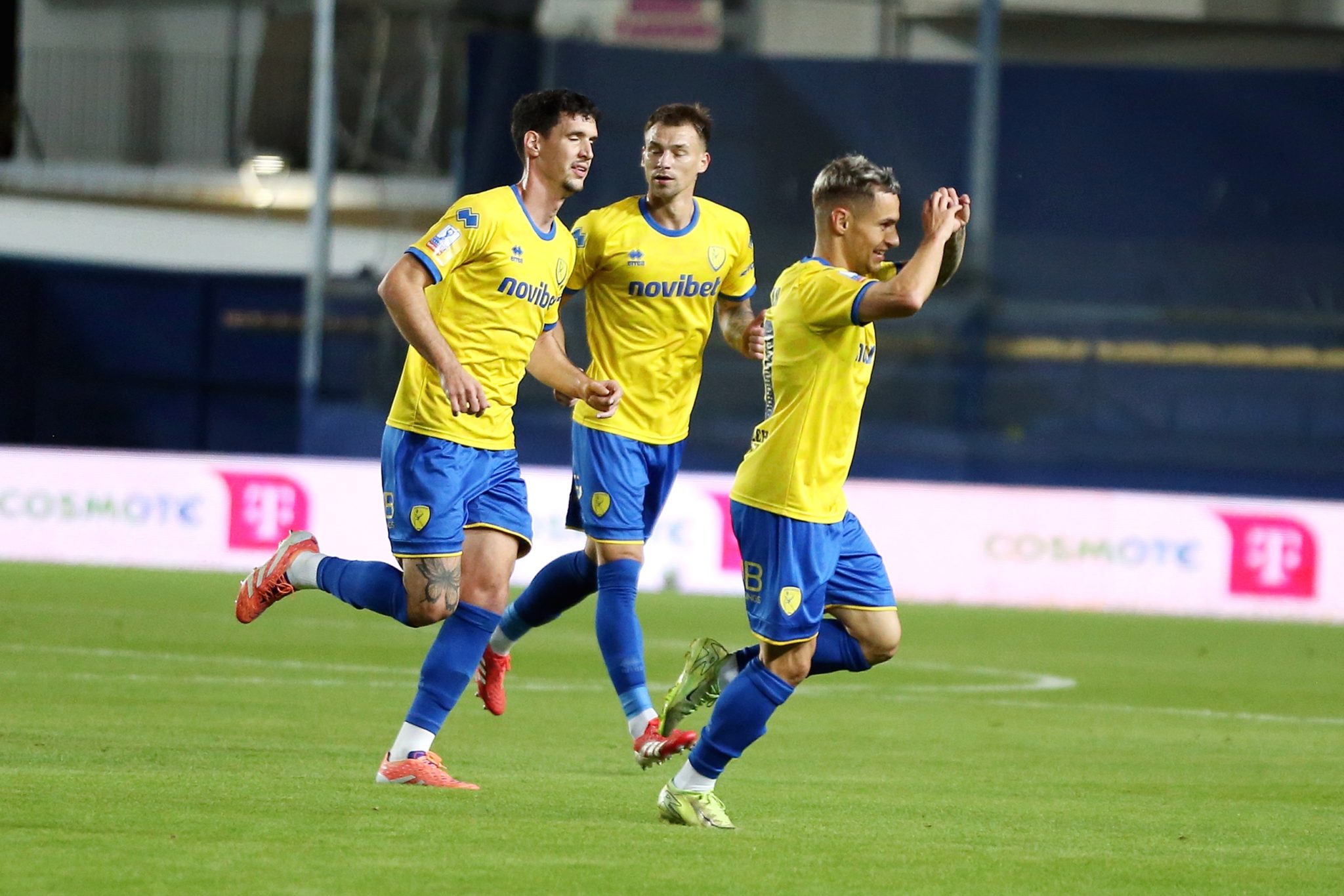 Παναιτωλικός, Ελλάς Σύρου