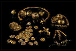 Τα κοσμήματα του θησαυρού. Φωτογραφία: L. György