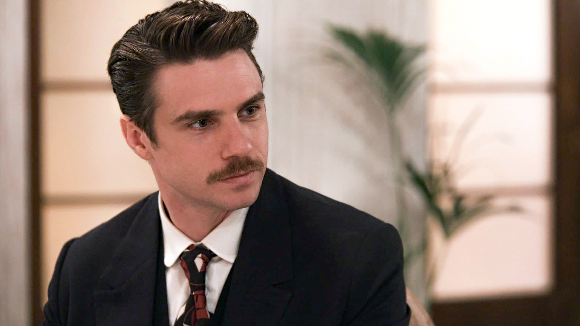 Grand Hotel: Ο Άρης αποκαλύπτει στην Αλίκη τον έρωτά του για εκείνη – Περιλήψεις επόμενων επεισοδίων