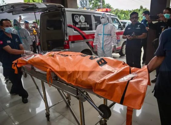 ΙΝΔΟΝΗΣΙΑ ΠΤΩΜΑΤΑ