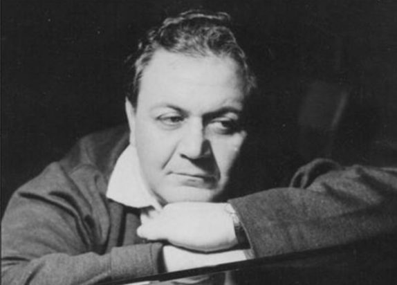 ΜΑΝΟΣ ΧΑΤΖΗΔΑΚΗΣ ΧΑΤΖΗΔΑΚΙΣ