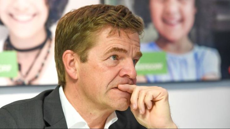 ΜΟΖΕΡ ΑΥΣΤΡΙΑ ΧΩΡΙΑ ΣΟΣ