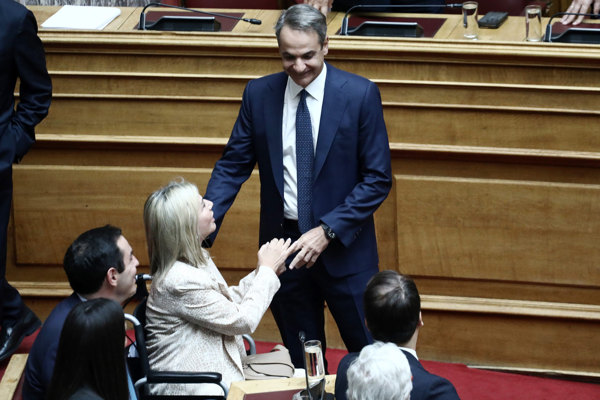 Βουλή- Μητσοτάκης- Μακρή