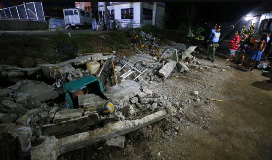 ΣΕΙΣΜΟΣ ΦΙΛΙΠΠΙΝΕΣ