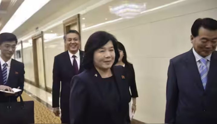 ΤΣΕ ΣΟΝ ΧΟΥΙ