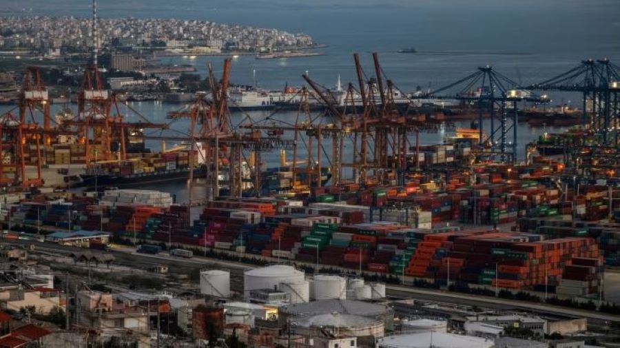 Κοβέσι: Έλληνας εκτελωνιστής συνελήφθη με 3 εκατ. ευρώ στο γραφείο του – Η έρευνα για το εγκληματικό δίκτυο από την Κίνα και την απάτη με τον ΦΠΑ