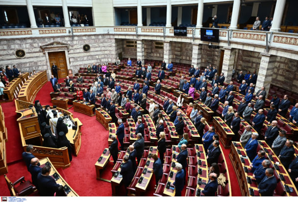Αγιασμός στη Βουλή