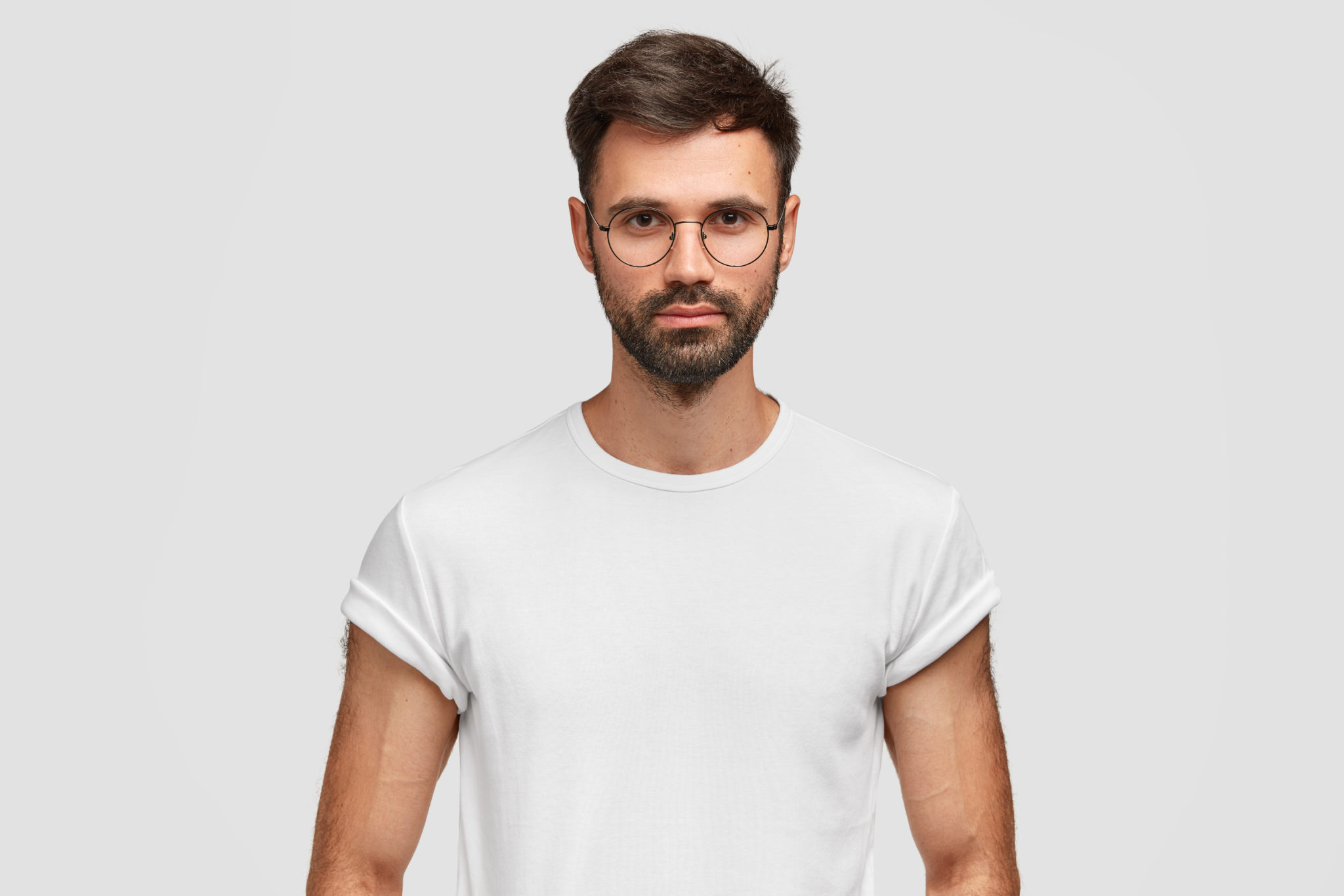 Οι άνδρες που νιώθουν ότι έχουν αποτύχει στη ζωή, συνήθως κάνουν αυτά τα 10 πράγματα χωρίς να το συνειδητοποιούν