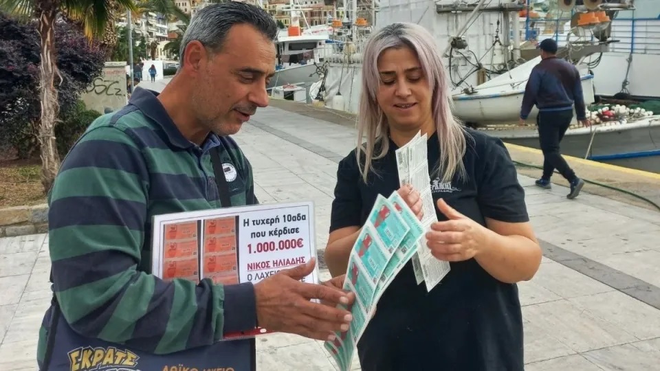 Νίκος Ηλιάδης, λαχειοπώλης στην Καβάλα