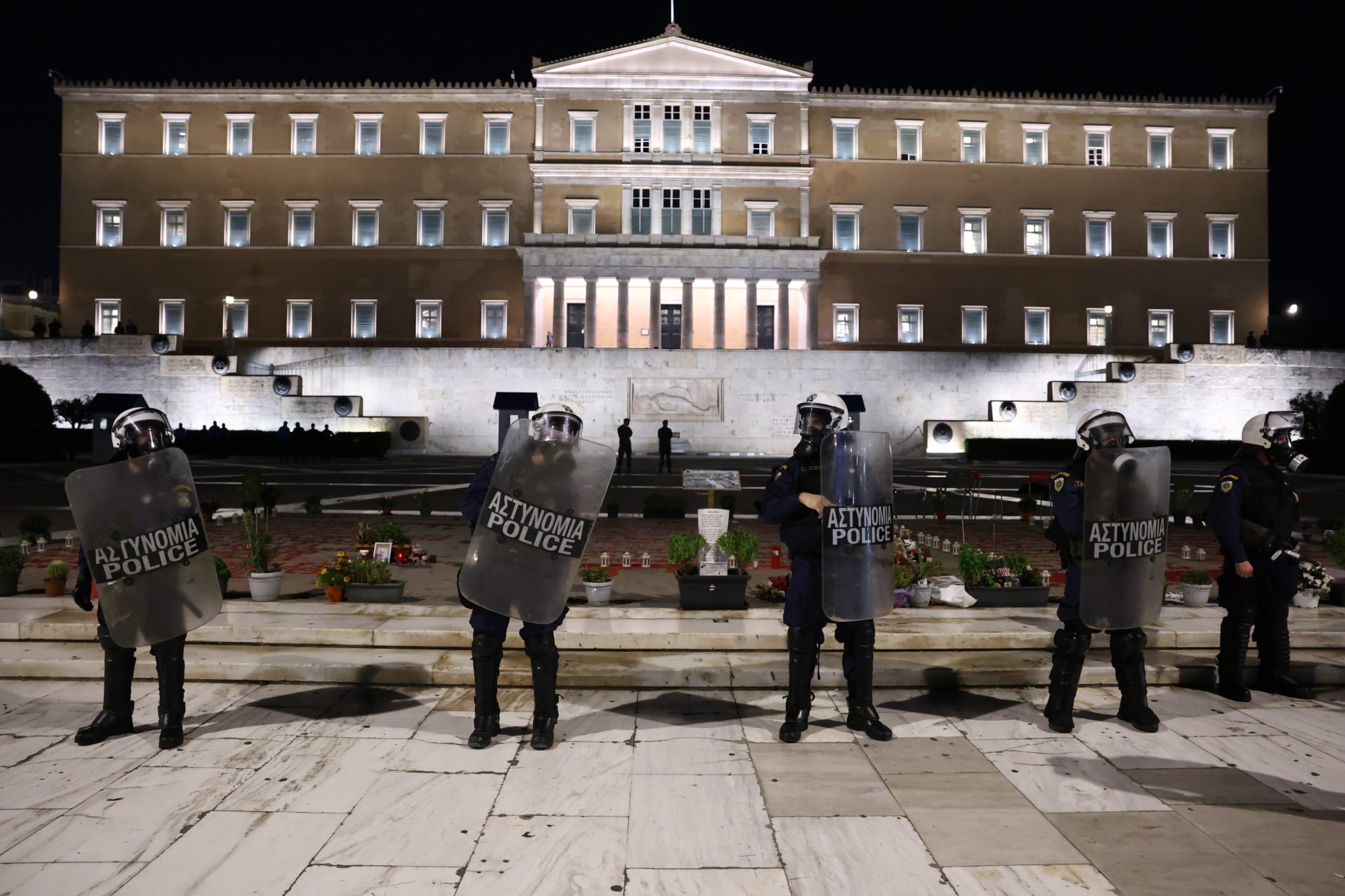φοιτητική πορεία- Μνημείο Αγνώστου Στρατιώτη