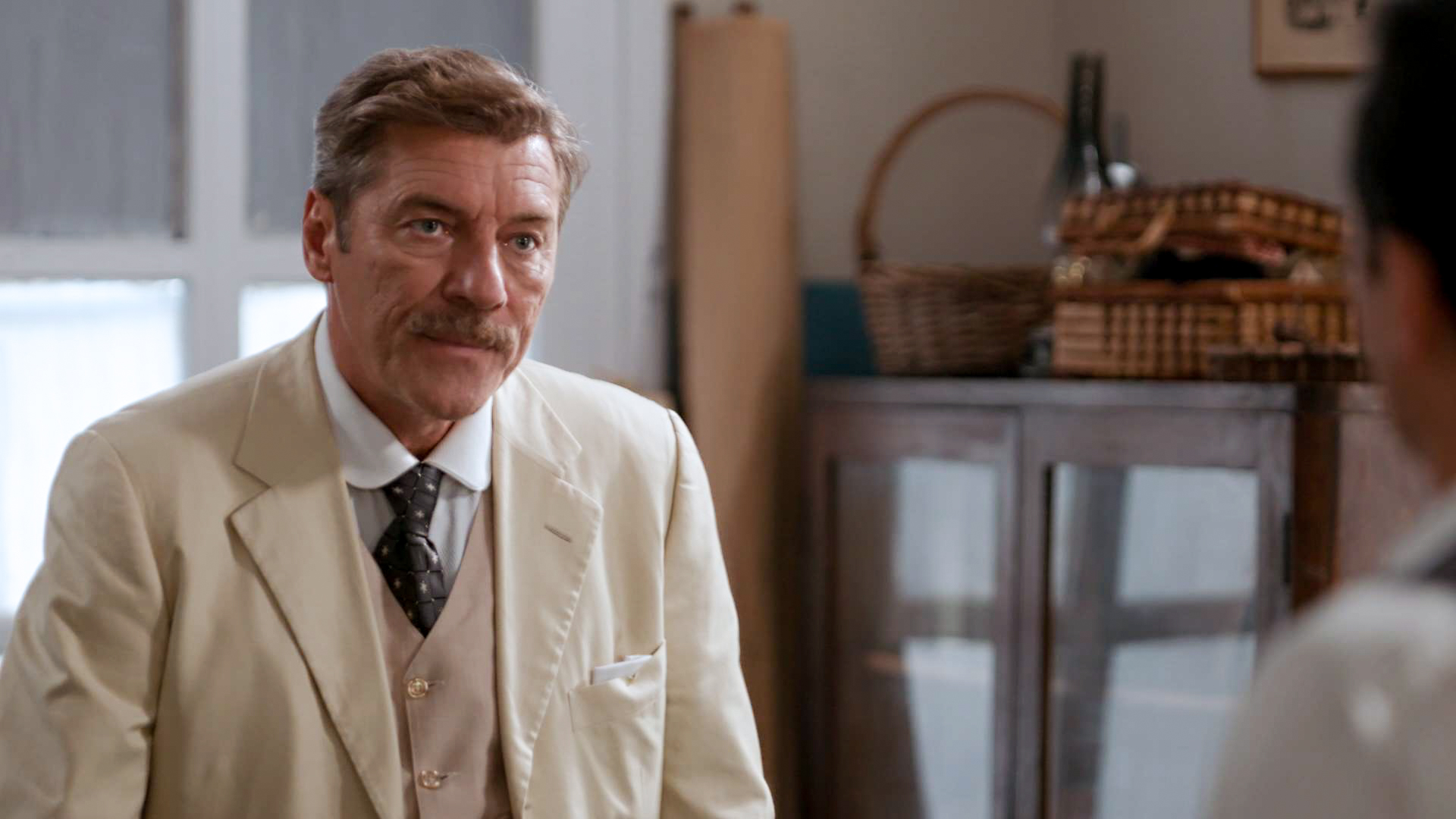 Grand Hotel: Η Αλίκη μαθαίνει για τις οικονομικές συναλλαγές του Άρη με τον Χατζημήτρο