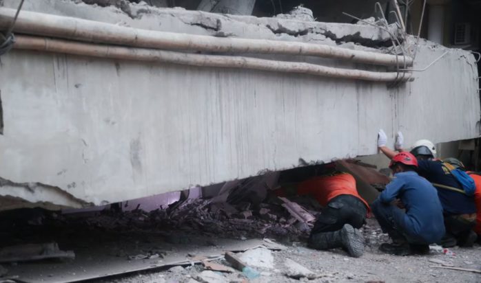 ΙΝΔΟΝΗΣΙΑ ΠΛΑΚΩΜΕΝΟΙ