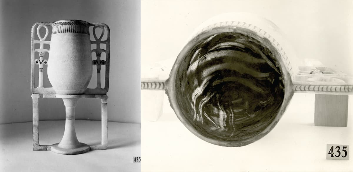 Αλαβάστρινο αγγείο απ’ τον τάφο του Φαραώ Τουταγχαμόν. KV 62 αντικείμενο 420, και τα περιεχόμενά του. Φωτογραφία: Griffith Institute, University of Oxford