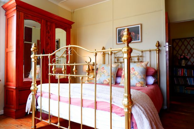 Ύπνος: Μεταμορφώστε το υπνοδωμάτιό σας με τη "διακόσμηση ντοπαμίνης" - Η τάση που φέρνει ισορροπία και χαρά