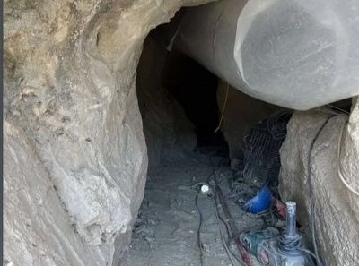 Λάρισα σπηλιά