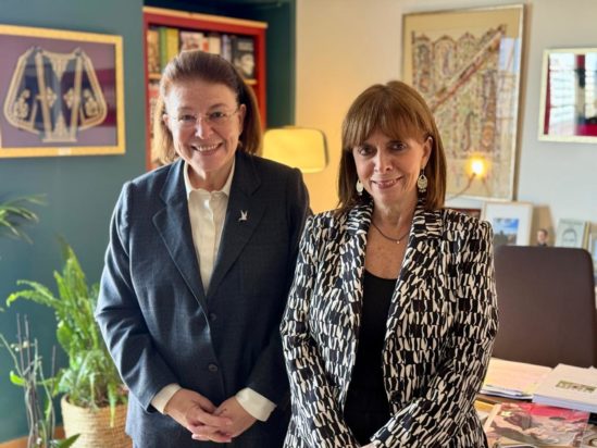 Λίνα Μενδώνη, Κατερίνα Σακελλαροπούλου