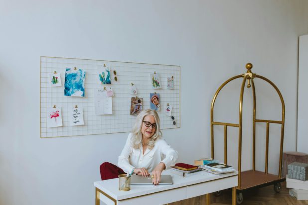 Τέσσερα ζώδια επηρεάζονται απ’ το χάος του ανάδρομου Ερμή – “επικρατεί ένταση και ανυπομονησία”. Φωτογραφία: Pexels