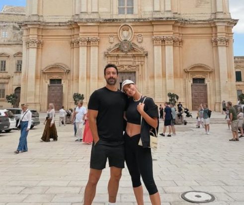 ΤΑΝΙΜΑΝΙΔΗΣ ΜΠΟΜΠΑ