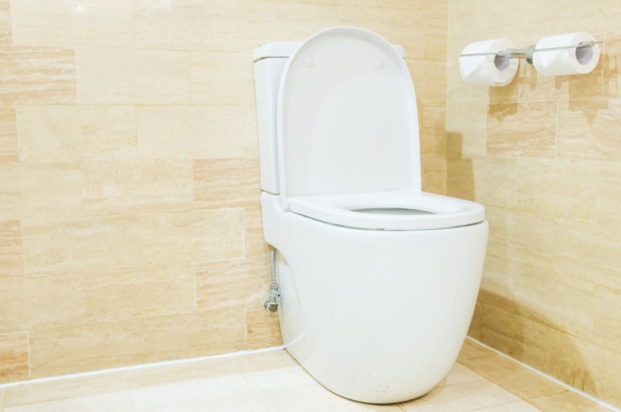 Τουαλέτα: Το φυσικό συστατικό που είναι πιο αποτελεσματικό στην αφαίρεση των αλάτων από το ξύδι και τη μαγειρική σόδα