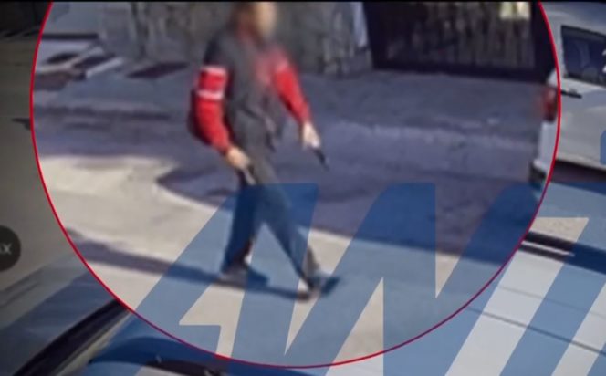 Τσεκούρι, Βριλήσσια