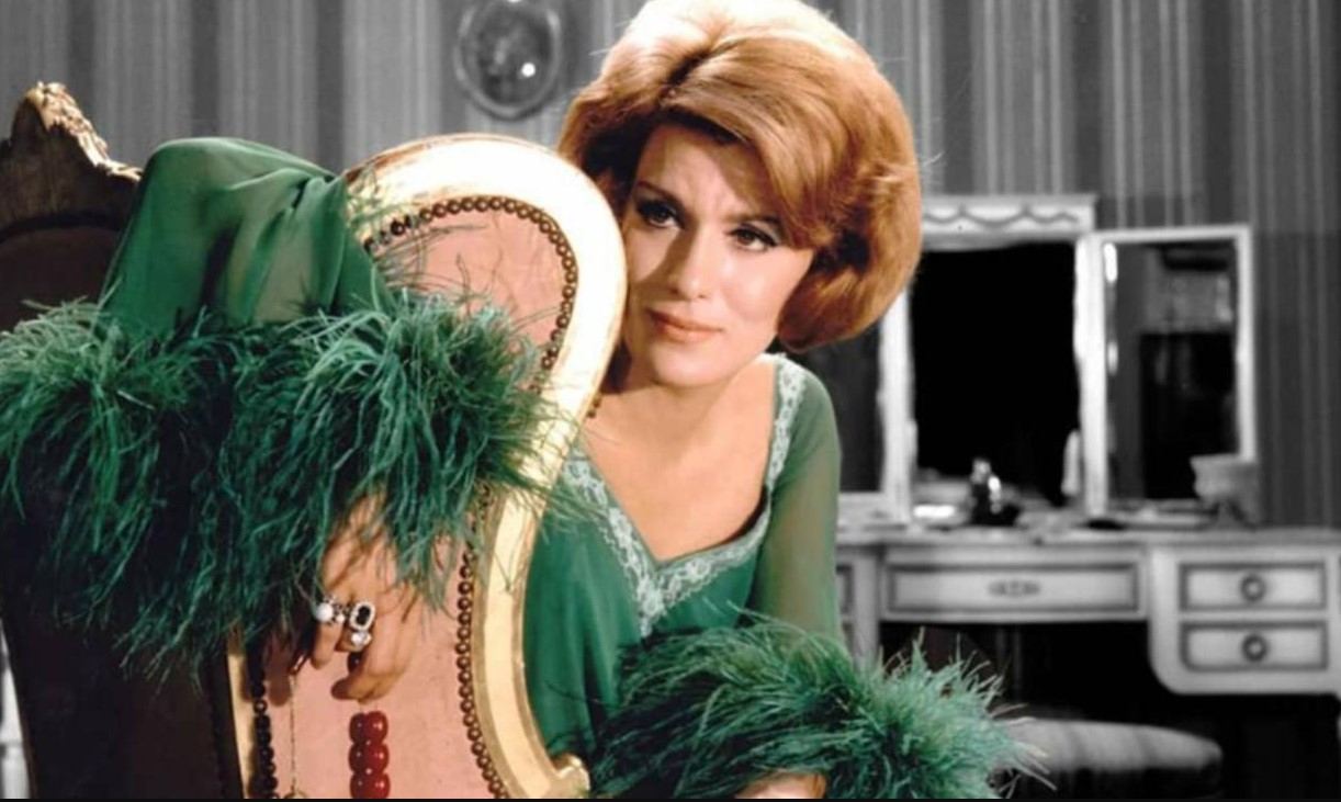 Μαίρη Χρονοπούλου