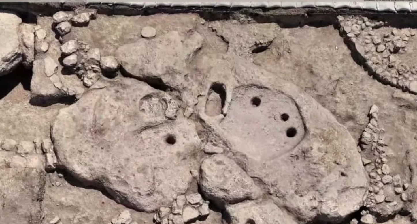 Ένα από τα αρχαιότερα πατητήρια παραγωγής κρασιού στον κόσμο, ανακαλυφθέντα σε ανασκαφή. Φωτογραφία: Yakov Shmidov, Αρχαιολογική Υπηρεσία του Ισραήλ