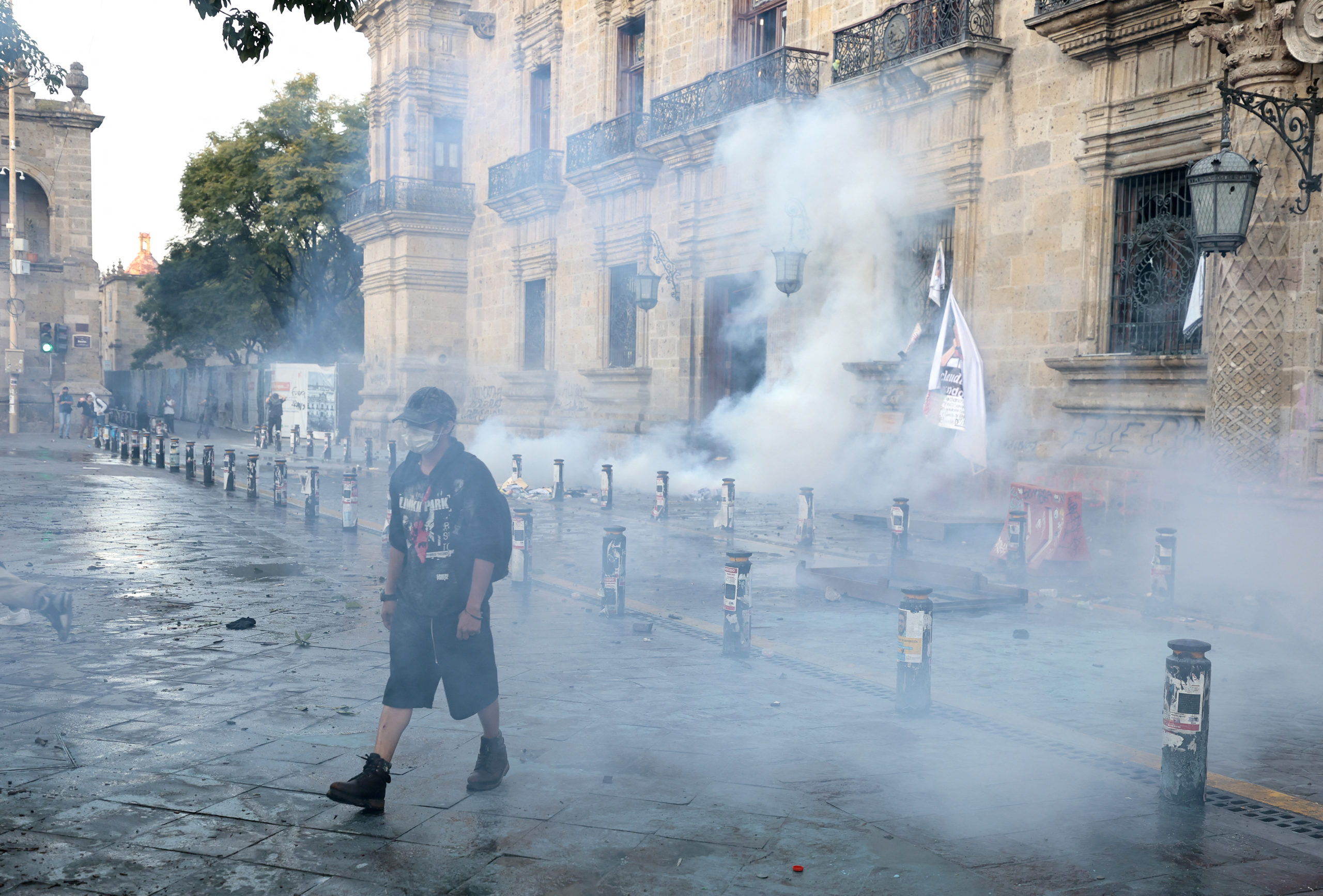Μεξικό: Περισσότεροι από 120 τραυματίες σε διαδήλωση κατά της εγκληματικότητας και της κυβερνητικής πολιτικής σε θέματα ασφάλειας