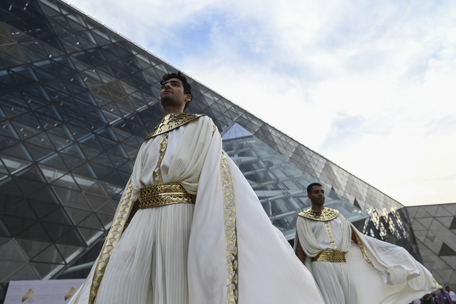 Κάιρο: Δείτε την εντυπωσιακή τελετή για τα εγκαίνια του Μεγάλου Αιγυπτιακού Μουσείου