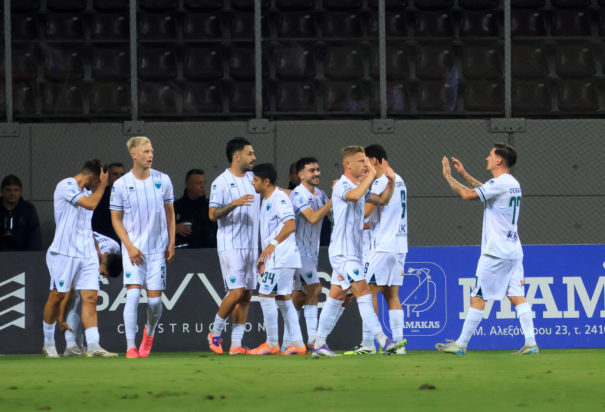 Λεβαδειακός, Λάρισα