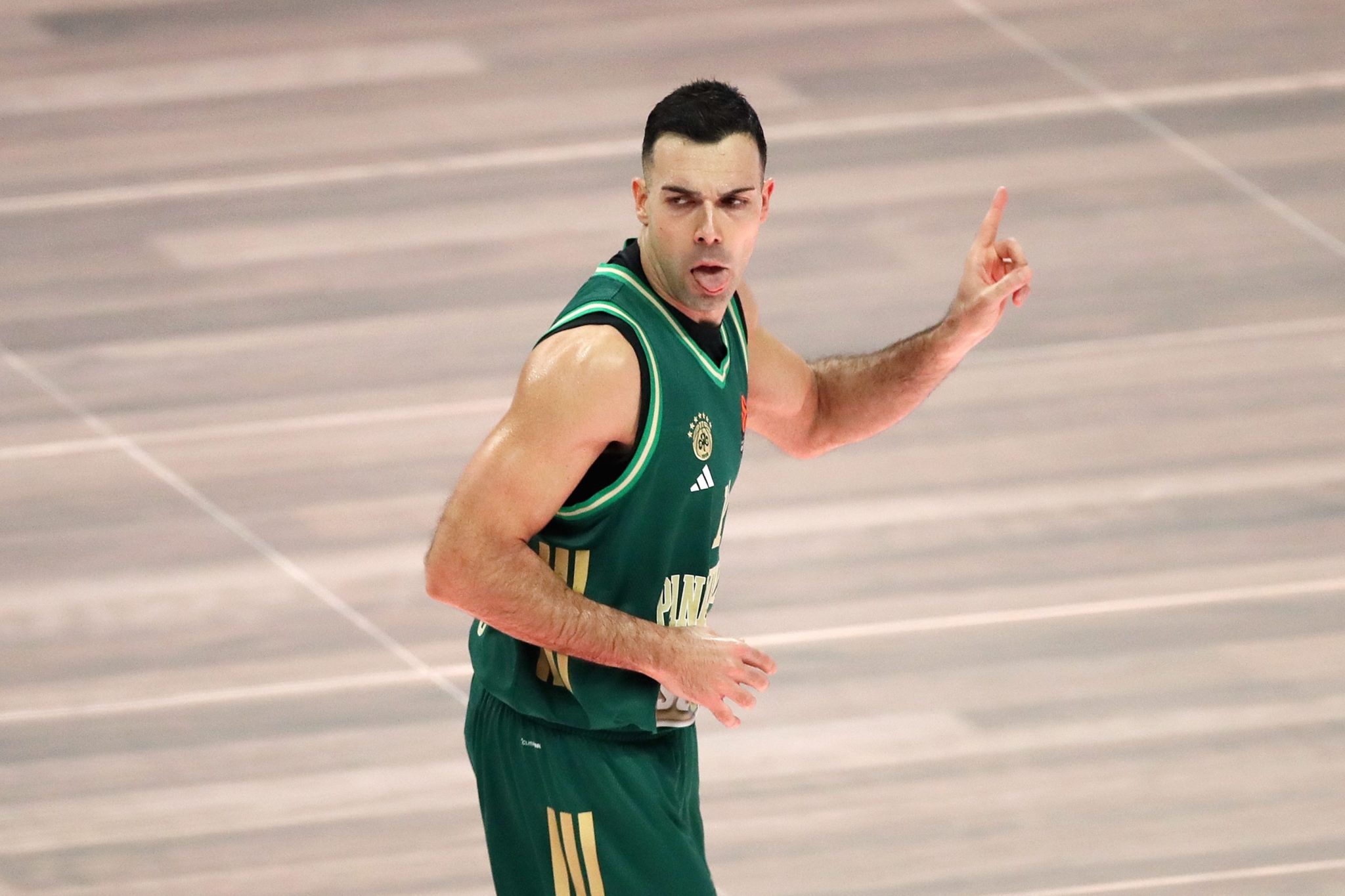 Κώστας Σλούκας