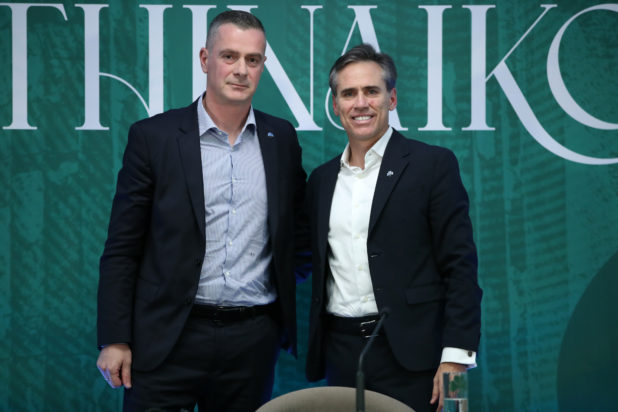 Παναθηναϊκός, παρουσίαση, Κορόνα, Κοτσόλης