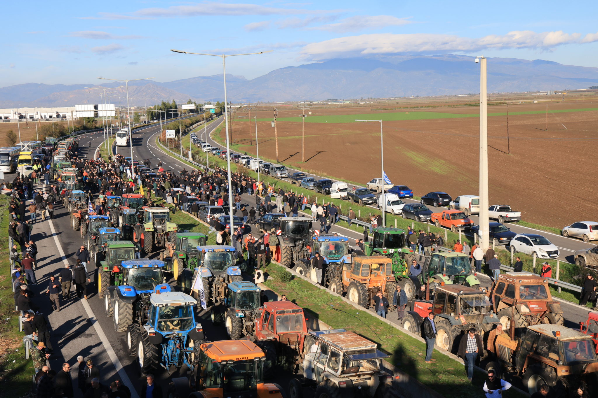 Αγρότες, Νίκαια, τρακτέρ