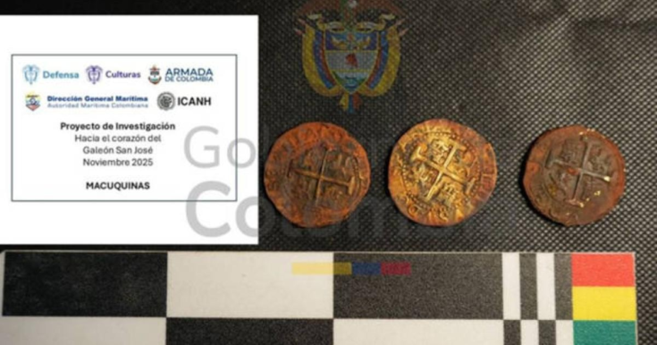 Τρία χρυσά νομίσματα που ανακτήθηκαν από το γαλιόνι San José. Φωτογραφία: Προεδρία της Δημοκρατίας της Κολομβίας