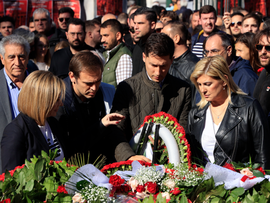 ΠΑΣΟΚ στεφάνι Πολυτεχνείο