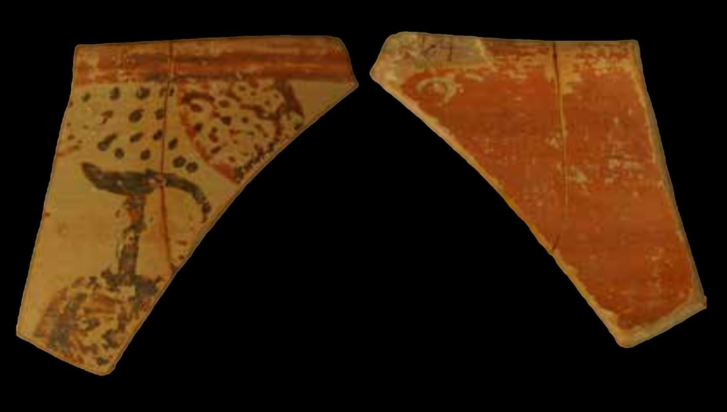 Εικονιστικό θραύσμα κύλικα από το Κοντοπήγαδο που απεικονίζει μια τελετουργική σκηνή. Φωτογραφία: Ε. Καρδαμάκη