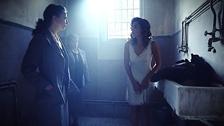 Άγιος έρωτας: Η Χριστίνα οδηγείται στη φυλακή